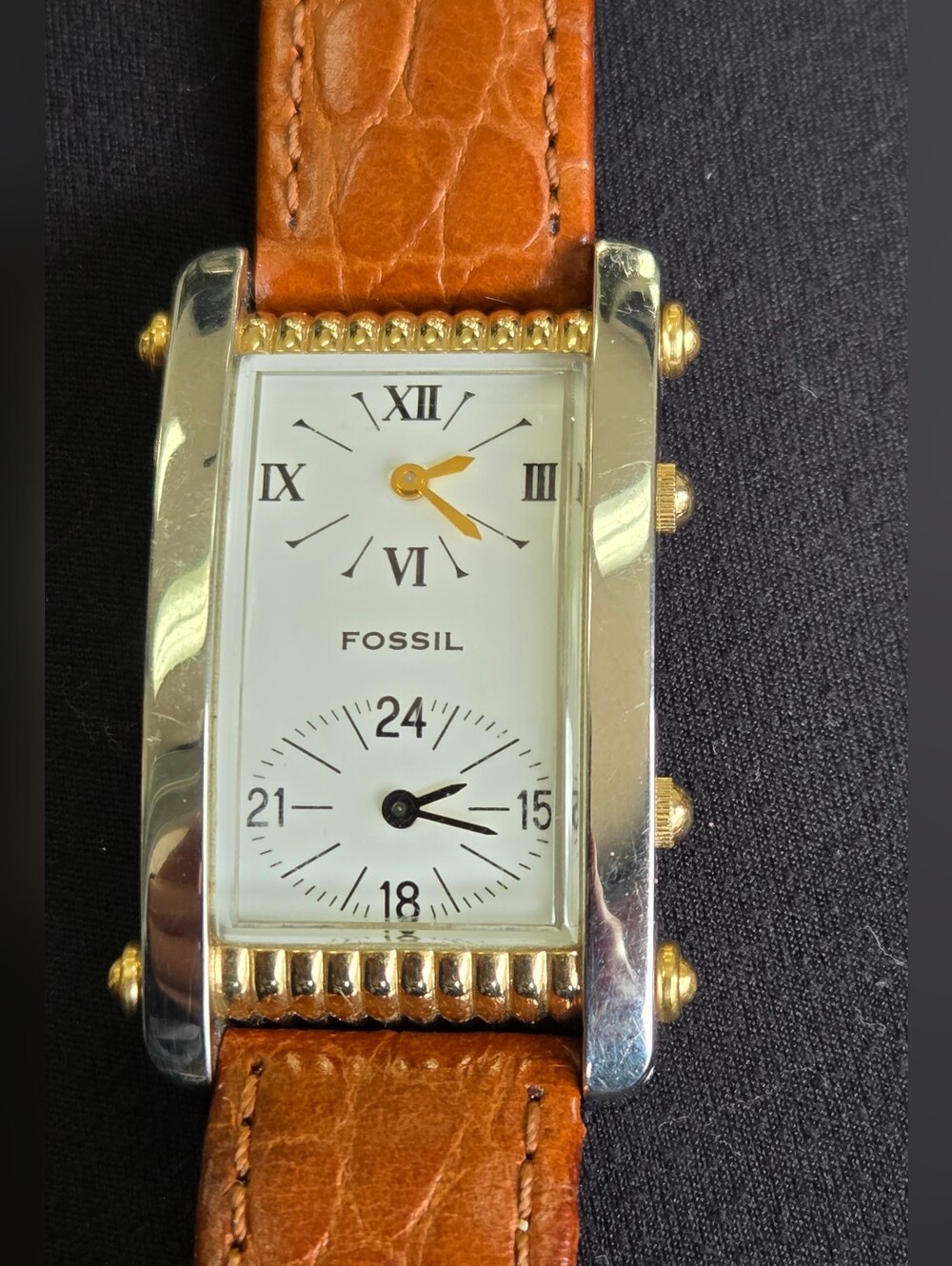 Fossil Watch - Picture 5 of 5